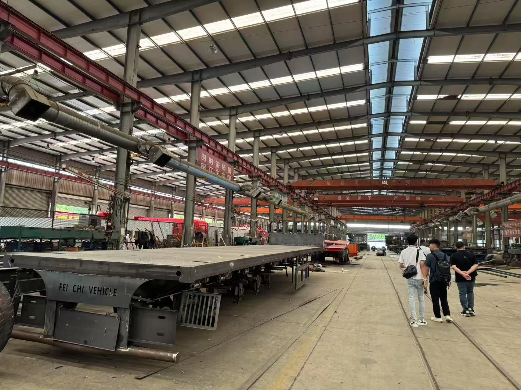 Luyi-tehdas vastaanottaa malesialaisia ​​asiakkaita vieraillessa, mikä aloittaa uuden yhteistyön luvun