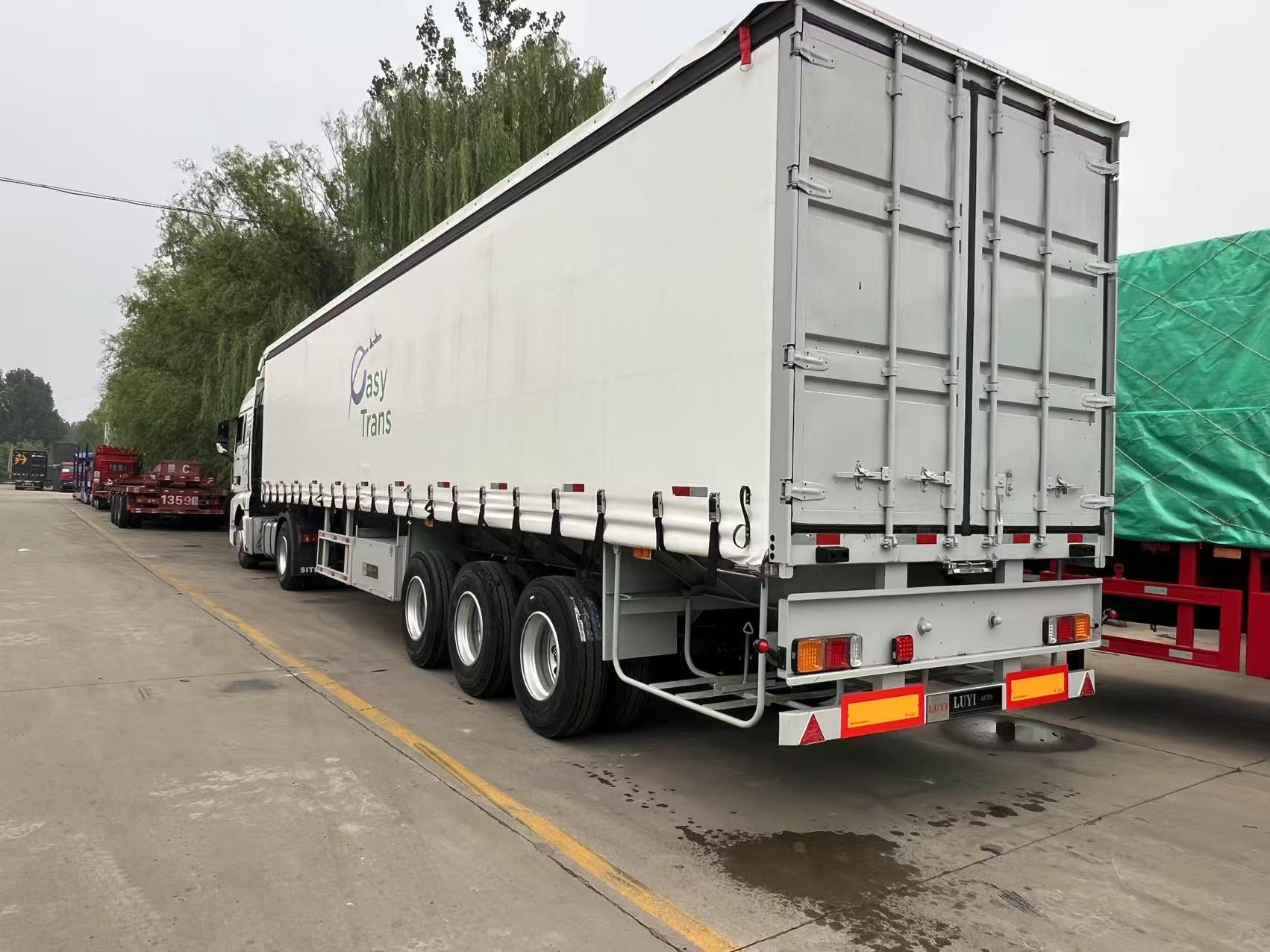 Verhosivuperävaunut: älykäs ratkaisu Marokon kehittyvään logistiikkaan