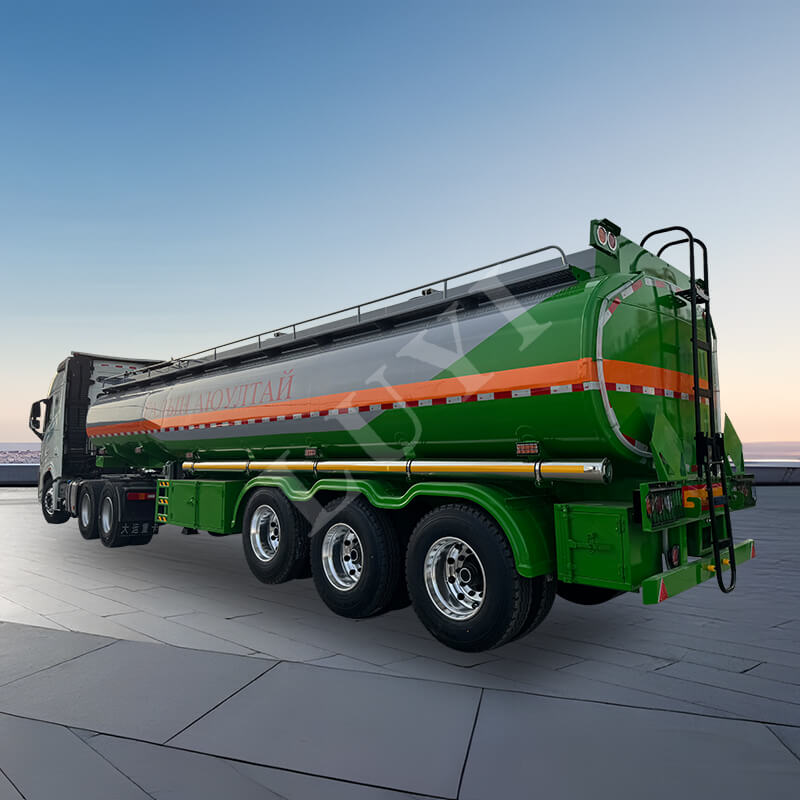 40 kuutiometriä 45 kuutiometriä 3-akselinen öljysäiliöperävaunu