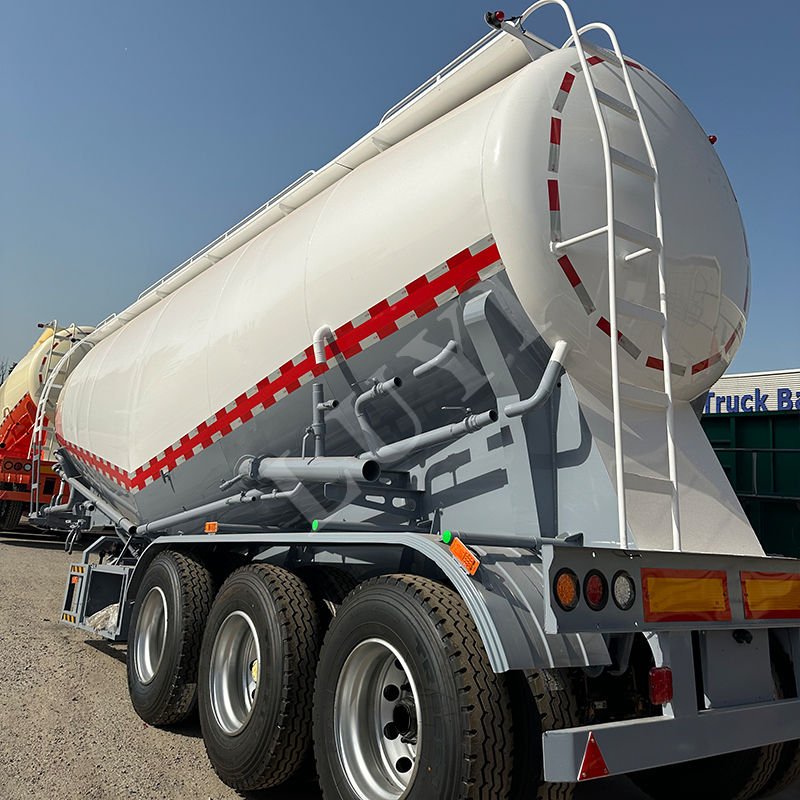 Tehtaalta rajalle: Miksi Jordanian johtajat luottavat LUYI:ään raskaissa kuljetustarpeissaan