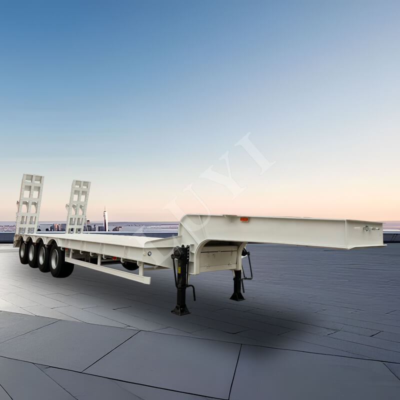 Raskas 4-akselinen matala perävaunu mekaanisilla tikkailla raskaiden koneiden kuljettamiseen