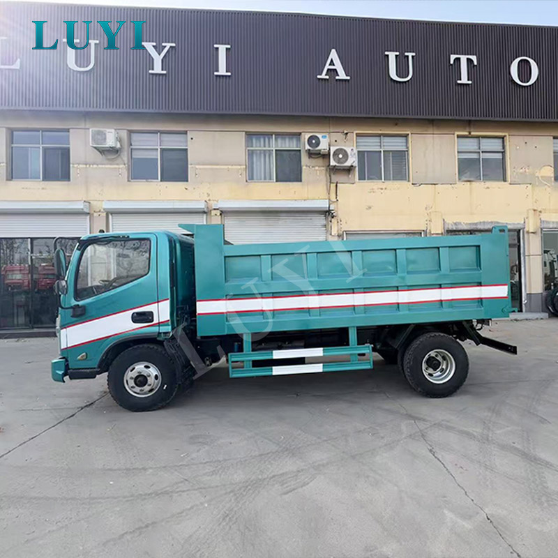 HOWO 4x2 kevyt kippiperävaunu