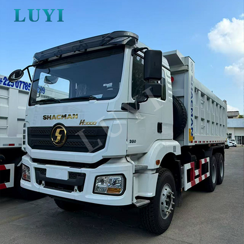 Shacman H3000 8×4 kippiauto kaivos- ja maarakennuskuljetukseen